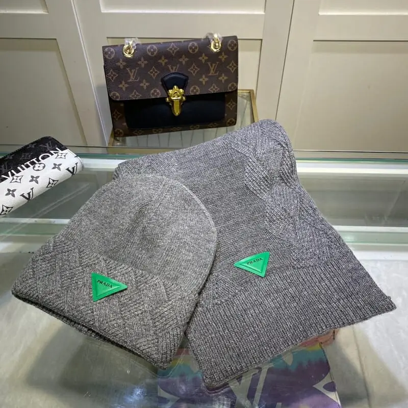 prada hat and echapres set s_1261306